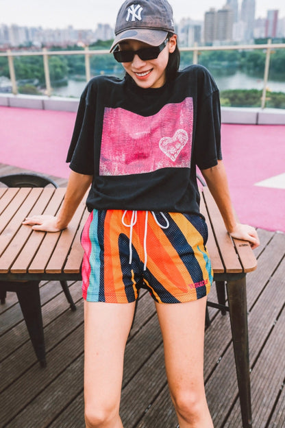 Yubulous Color contrast circle Shorts